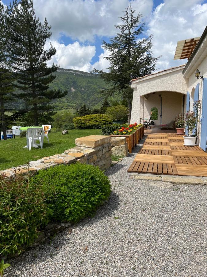 Le Cheval Blanc Bed and Breakfast Serres  Exterior foto